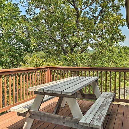 Branson West Cabin With Pool Access And Golfing Exterior photo