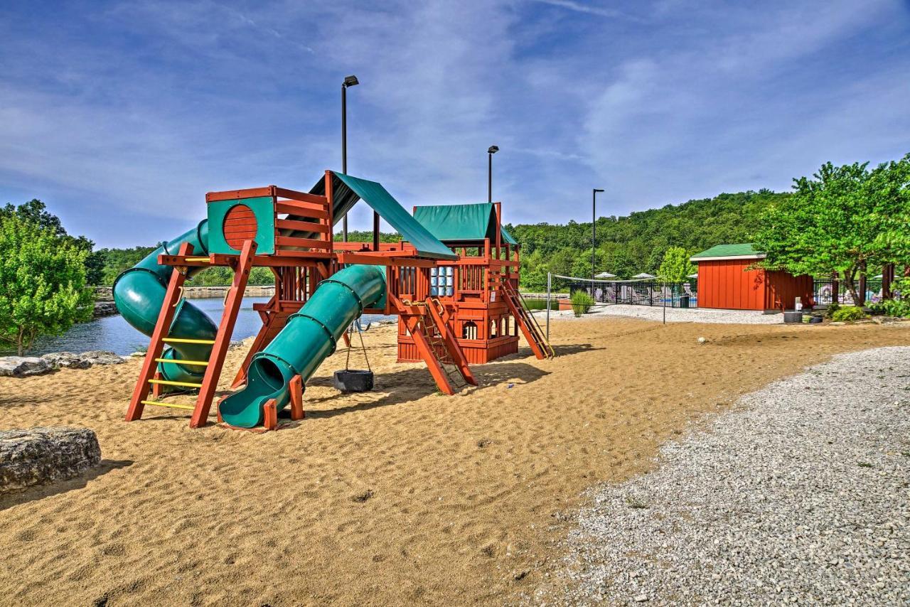 Branson West Cabin With Pool Access And Golfing Exterior photo