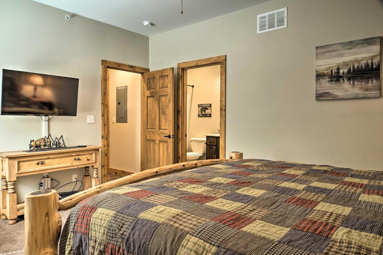 Branson West Cabin With Pool Access And Golfing Exterior photo