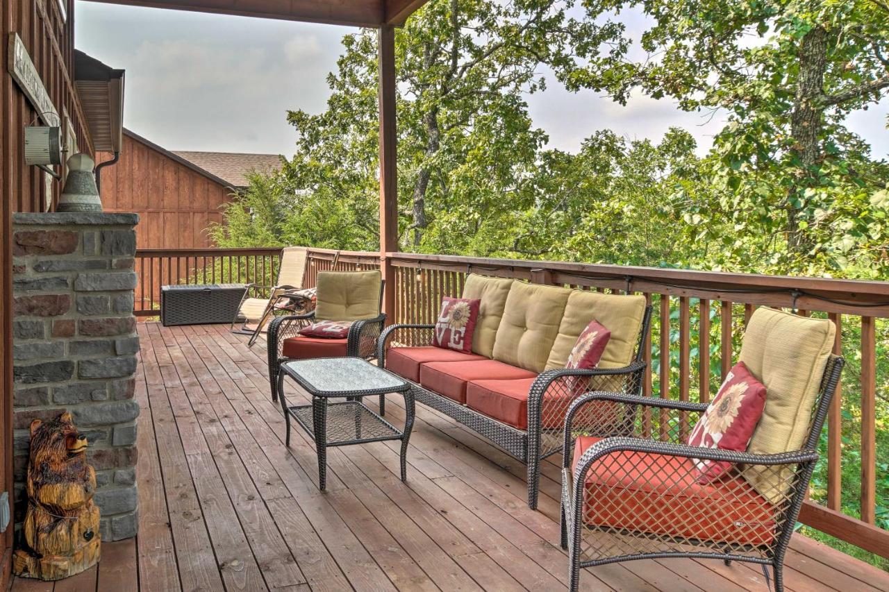 Branson West Cabin With Pool Access And Golfing Exterior photo